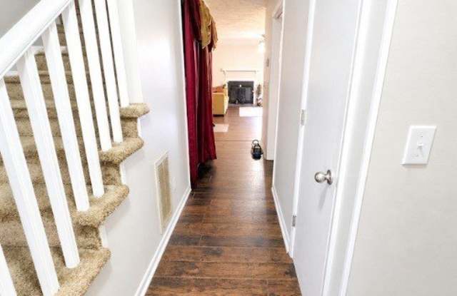 1207 Huntsman Court Gallery 4