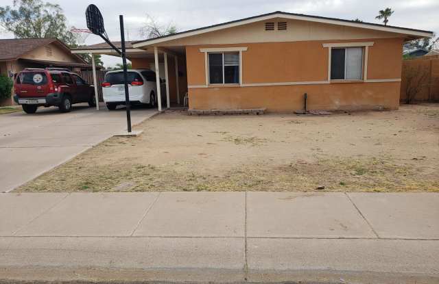 3217 W LISBON Lane Gallery 2