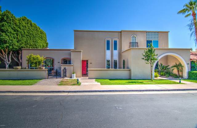 1933 E Medlock Dr Gallery 1