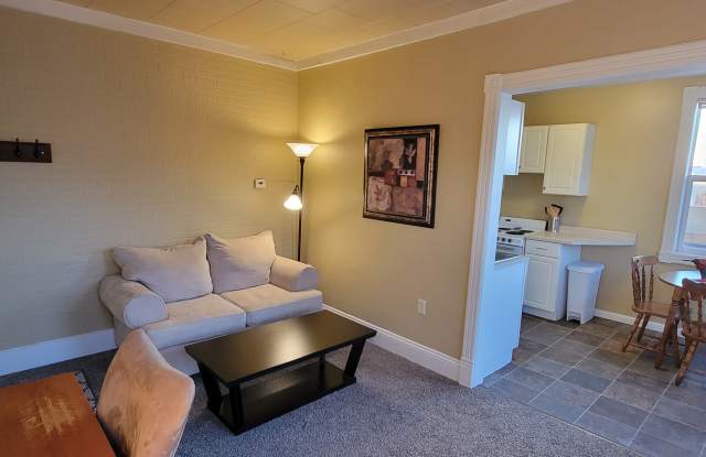 1820 London Rd - 1820 London Road, Duluth, MN 55812