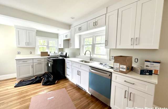21 Thaxter - 21 Thaxter Road, Newton, MA 02460