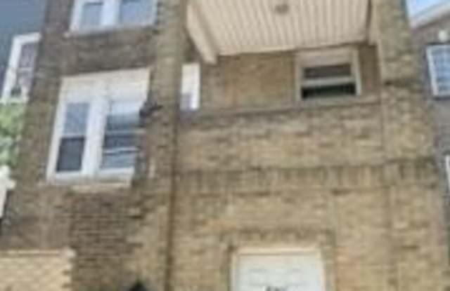 131 LEONARD ST photos photos