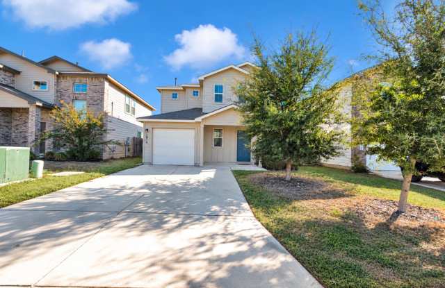 Charming 3 Bed 2.5 Bath Home in Redbird Ranch with Resort-Style Amenities! Gallery 3