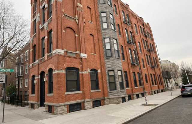 1481 West Erie St. photos photos