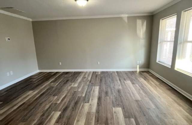 820 Charles Ave photos photos