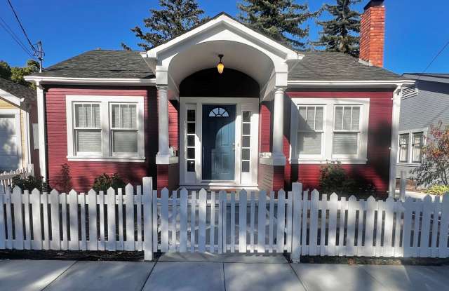 Charming Petaluma Home Near Downtown - 424 I Street, Petaluma, CA 94952