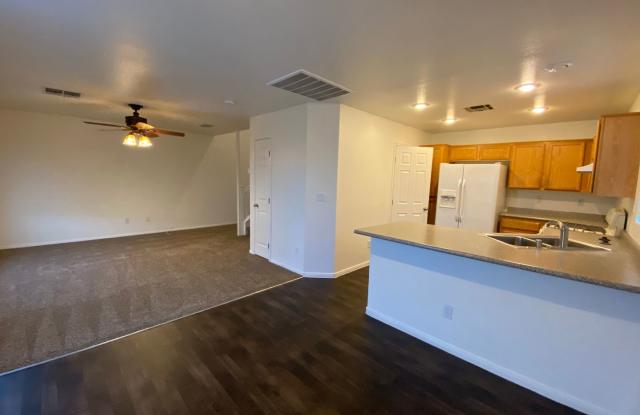 4 Bedroom House! Gallery 4