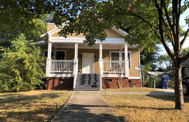 1287 Sells Ave, SW - 1287 Sells Avenue Southwest, Atlanta, GA 30310