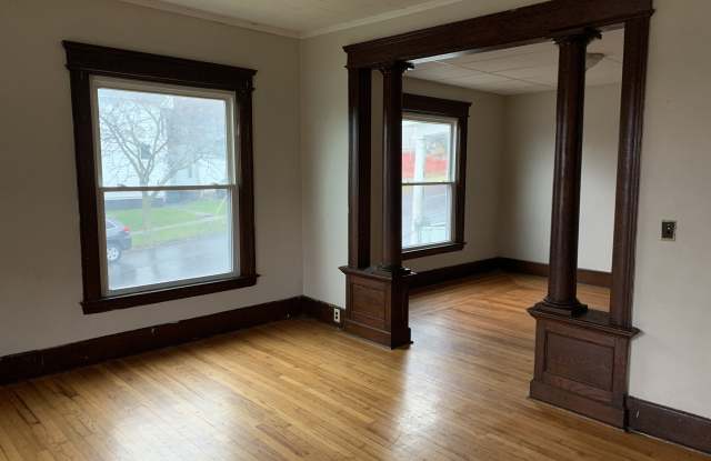 1401 W Onondaga St photos photos