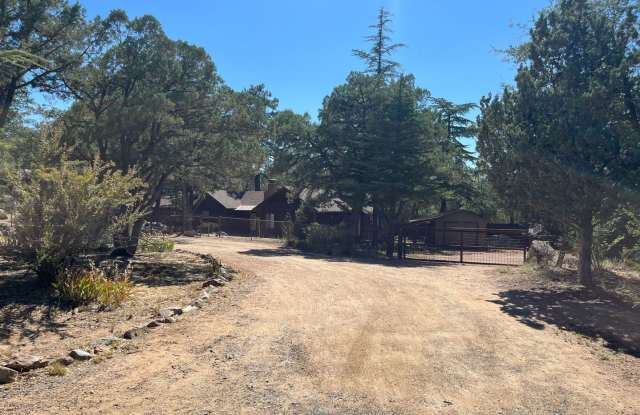 Three Bedroom, Three Bath Home on a Huge Lot! photos photos Three Bedroom, Three Bath Home on a Huge Lot! photos photos