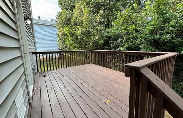 2622 Clifton Run Place SE Gallery 4