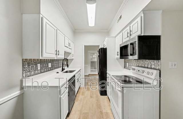 5945 Quail Hollow Road Gallery 3