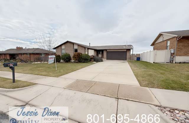 358 S 850 E photos photos