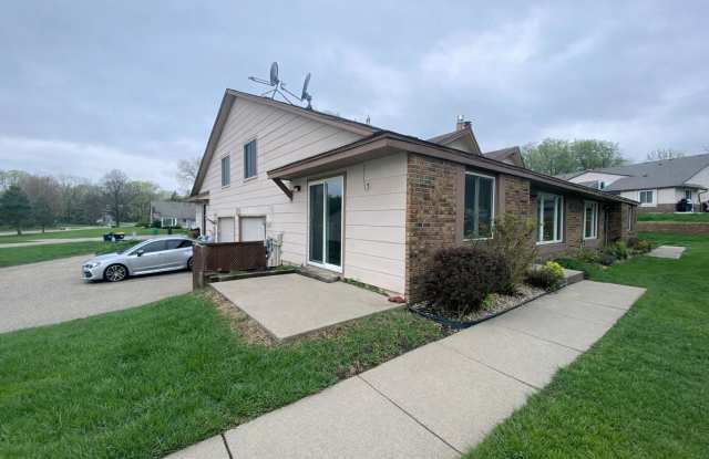 Updated 2br/1ba Townhome in Apple Valley - $500 off first months rent if you move in by 5/1 photos photos