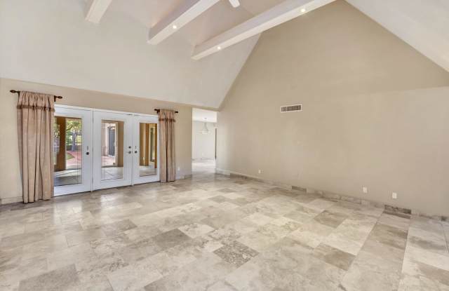 6305 N 30TH Court Gallery 4