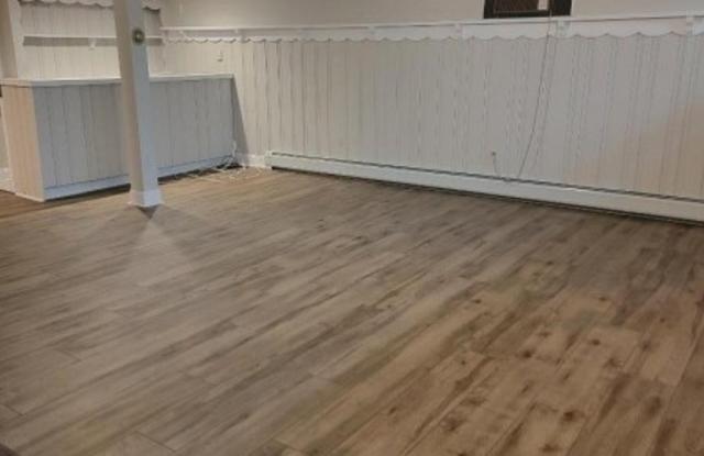 419 Montclair Ave Gallery 3