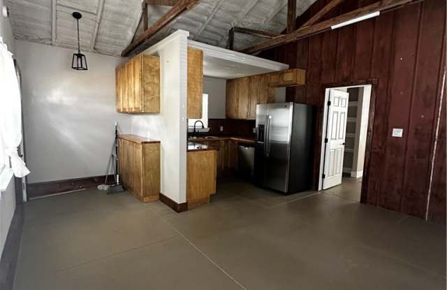 1607 St Joseph Gallery 3
