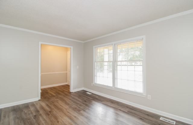 1107 Edenwood Drive Gallery 2