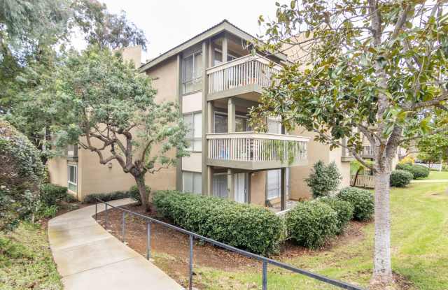 Cozy 2 BED/1 BATH in Exclusive 55+ Senior Citizen Community Oaknoll Villas! photos photos