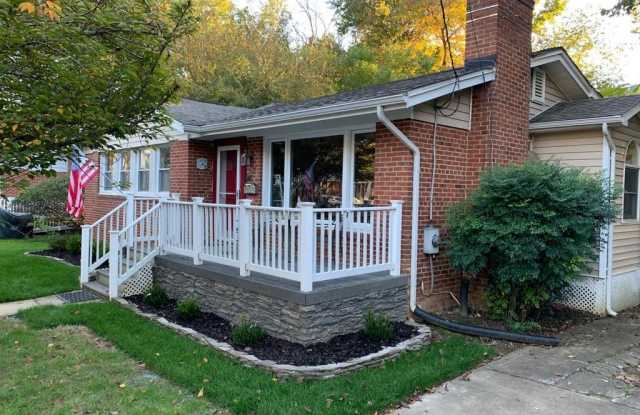 907 MYERS CIRCLE SW Gallery 3