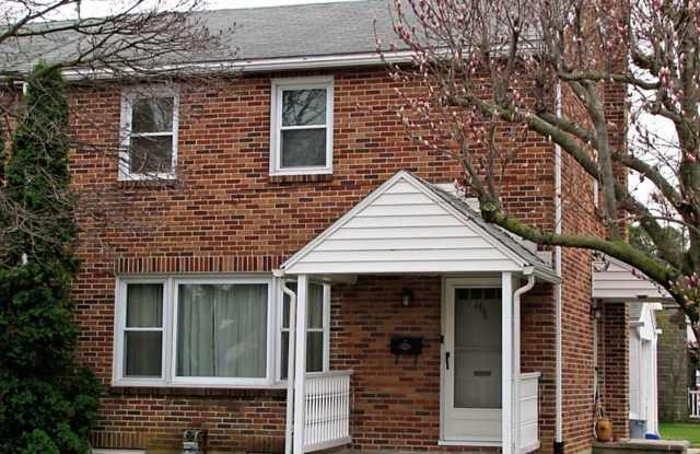 Row Home - 1496 Orange Street, West York, PA 17404