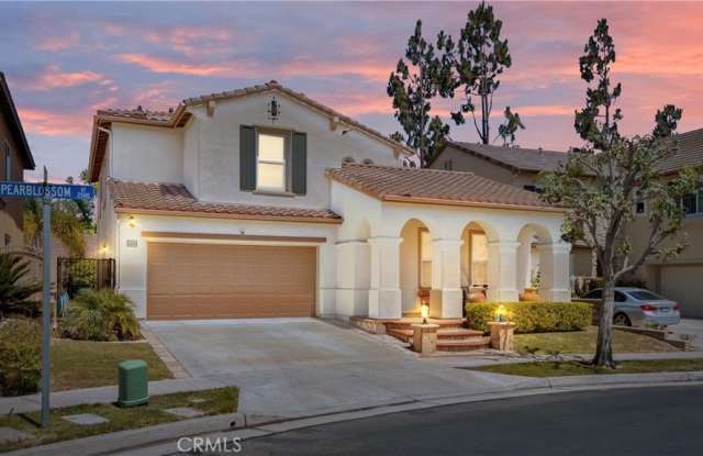 2580 Pearblossom Street photos photos
