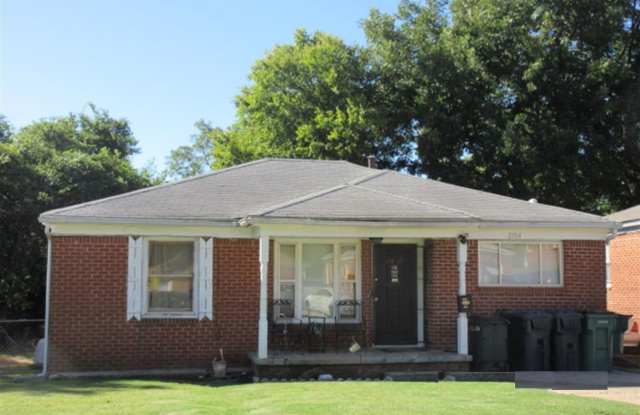 SUPER CUTE 3 BEDROOM 1 BATH AS IS HOME Gallery 1