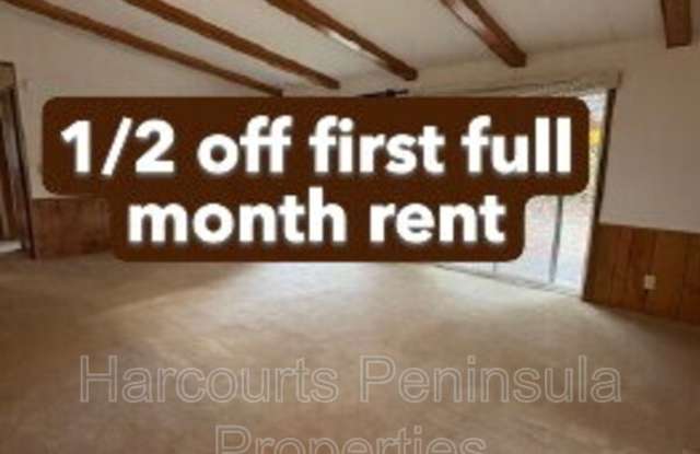 8371 Highway 303 - 8371 Washington 303, Kitsap County, WA 98311