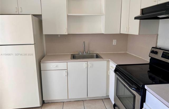 227 SW 9th St photos photos 227 SW 9th St photos photos