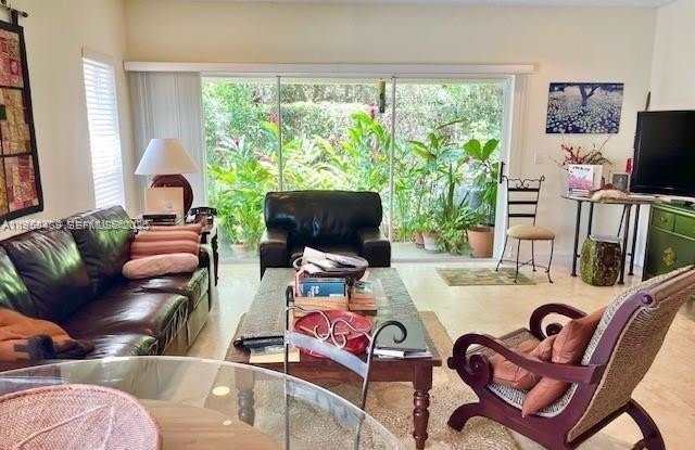 4619 Palmbrooke Cir photos photos