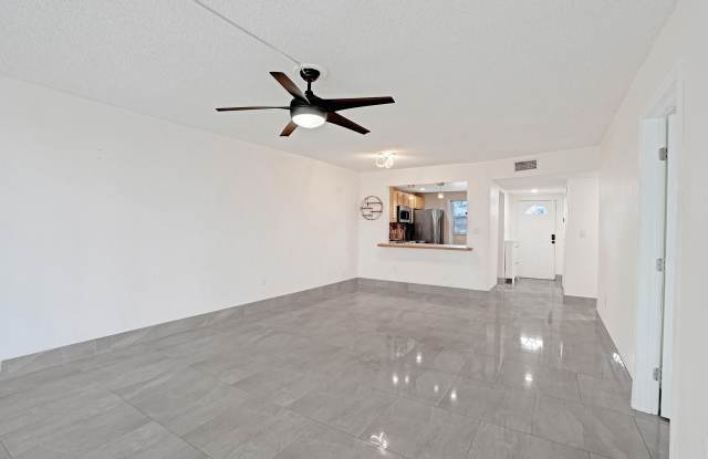8301 SANDS POINT Boulevard Gallery 1