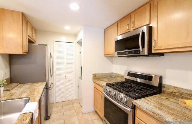 3021 Golden Oak Way Gallery 4