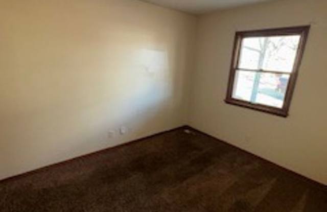 1813 South Kerth Avenue, Evansville, Indiana 47114 Gallery 3