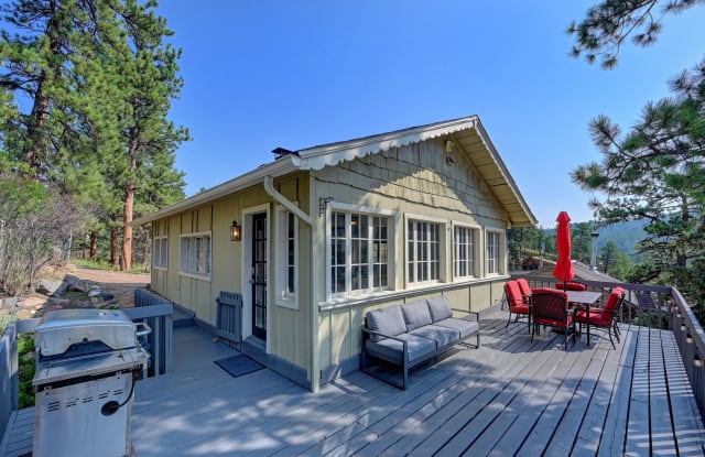 28134 Kinnikinnick Road photos photos