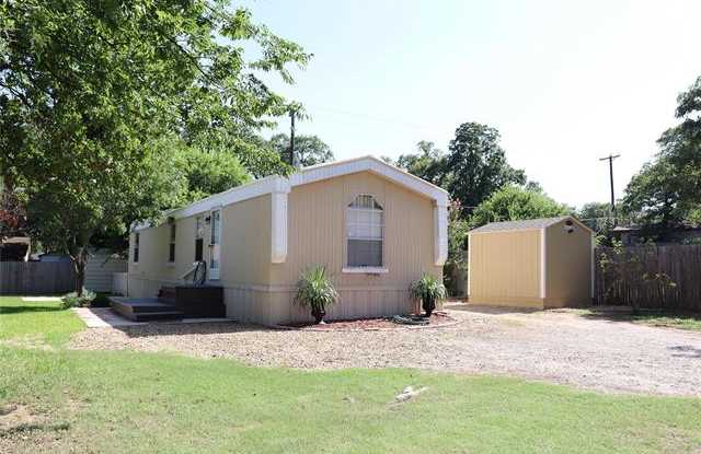 4512 Bradley Lane Gallery 3