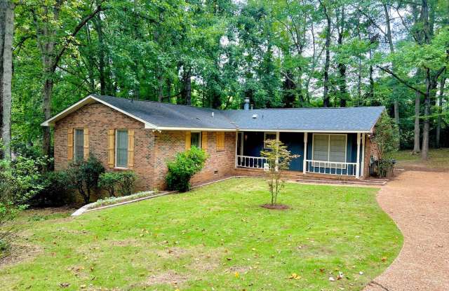 Spacious Home Conveniently Located close to Auburn High School photos photos