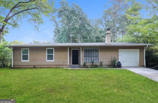 661 Overlook Court - 661 Overlook Court, Clayton County, GA 30238