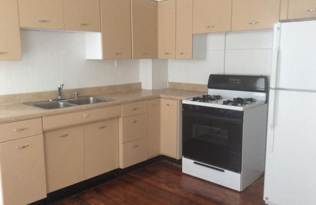 407 W. Market St. Apt. 2 Gallery 3