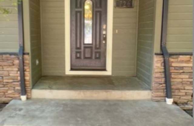 3BED 2BATH - Garage, Yard  Laundry photos photos