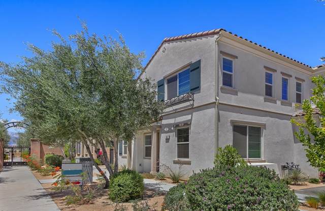 Lux Townhome 4 Bed 3 Bath 2 Car Garage in Spanish Walk Gallery 3