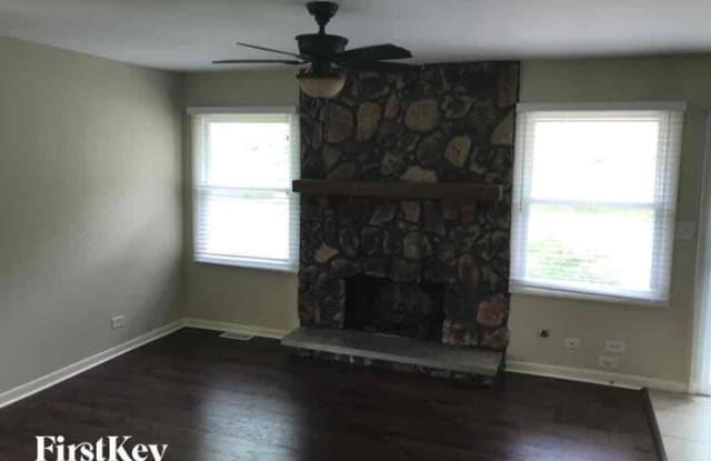 2450 North Crescent Lane Gallery 2