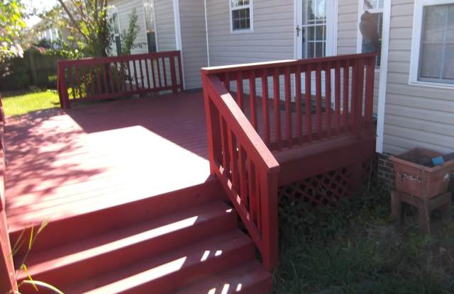 4 Bedroom 2.5 Bathroom! BRIDLEWOOD SUBDIVISION!  Coming Available at the end of July! Gallery 4