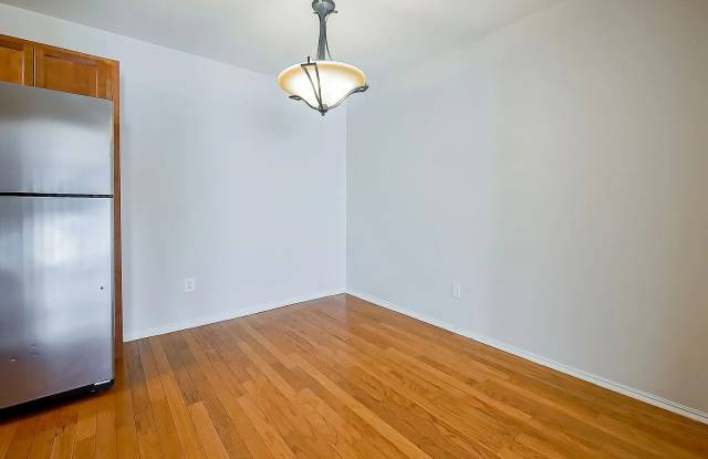 2440 Parmenter Blvd - 2440 Parmenter Boulevard, Royal Oak, MI 48073