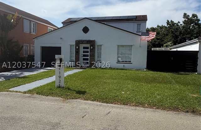 11921 SW 273rd St photos photos