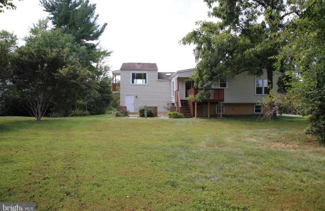 10622 CAVALCADE Street - 10622 Cavalcade Street, Great Falls, VA 22066