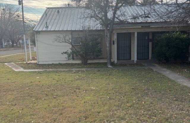 802 W Dean Avenue photos photos