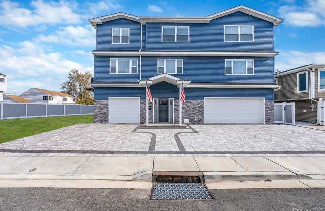 449 Nassau Avenue - 449 Nassau Avenue, Freeport, NY 11520