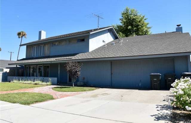 2600 E Dorothy Drive - 2600 East Dorothy Drive, Orange, CA 92869