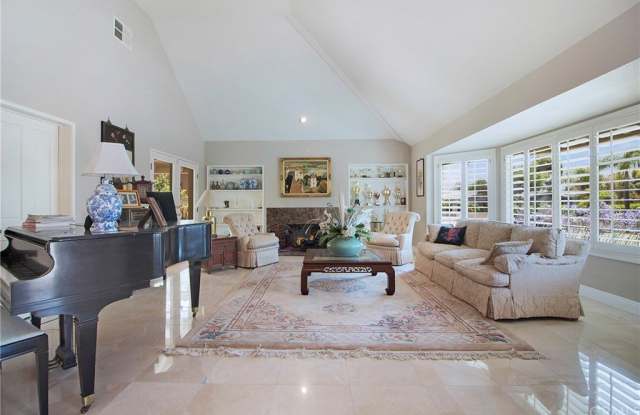 4349 E Cerro Villa Drive Gallery 4