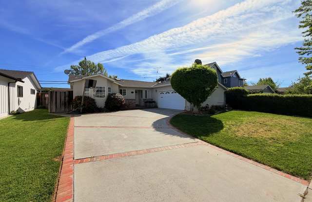 4766 Elmhurst Dr photos photos